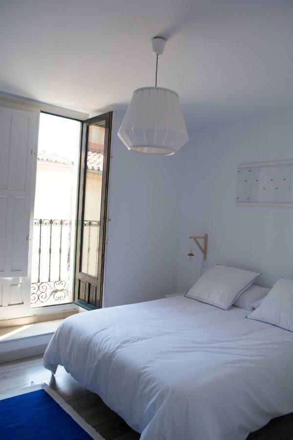 Vivienda De Uso Turistico Casa Abad Apartment Avila Bagian luar foto